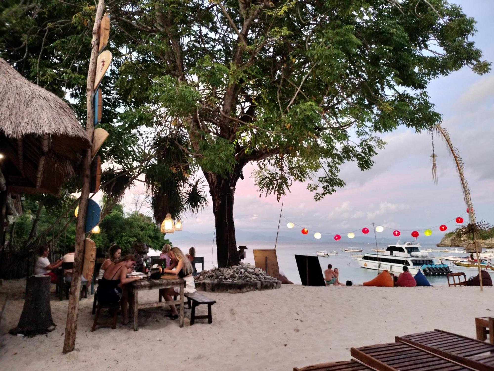 Hotel Molamola House Lembongan Exterior foto